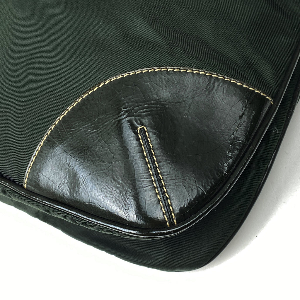 プラダ ロゴプレート ショルダーバッグ 斜め掛け ショルダーバッグ ナイロン グリーン レディース 【中古】brbag