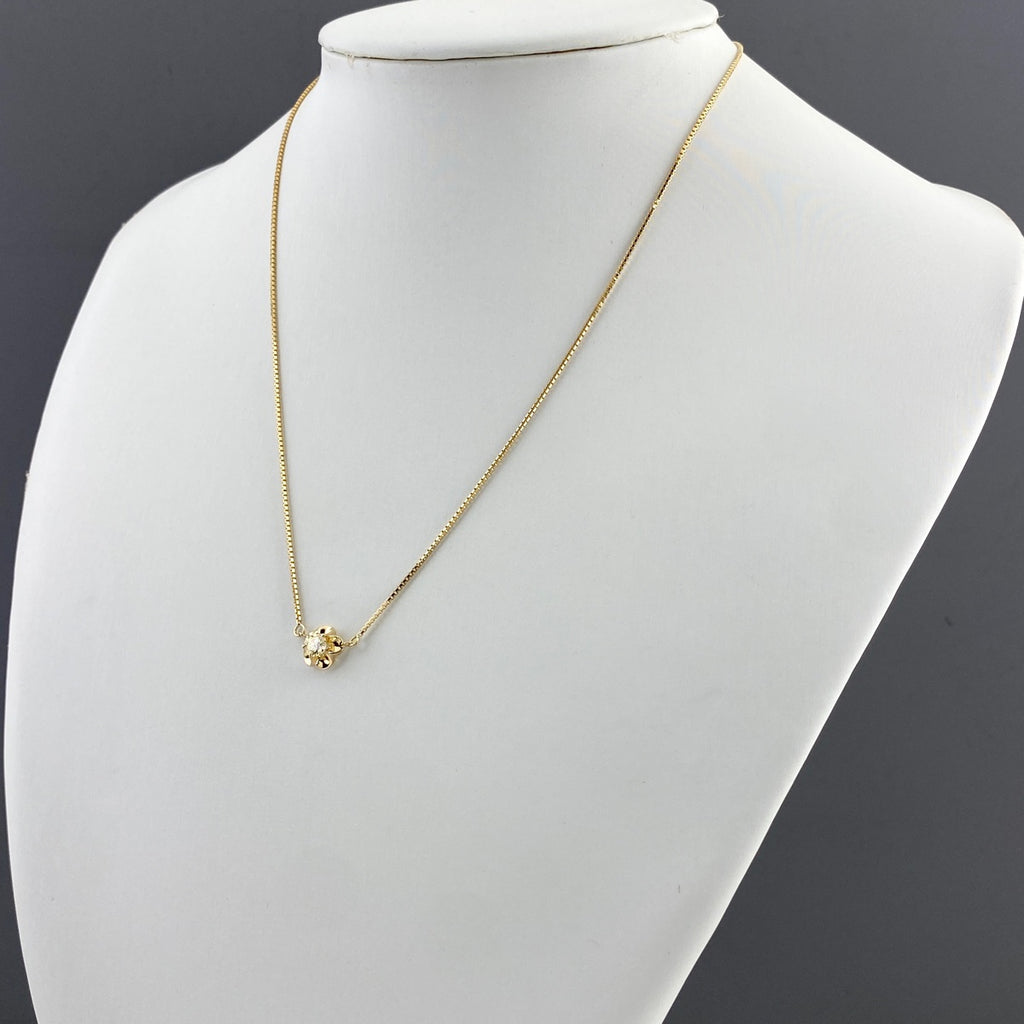 フラワーモチーフ デザインネックレス YG イエローゴールド ペンダント ダイヤモンド ネックレス K18 ダイヤモンド レディース 【中古】nbjwl
