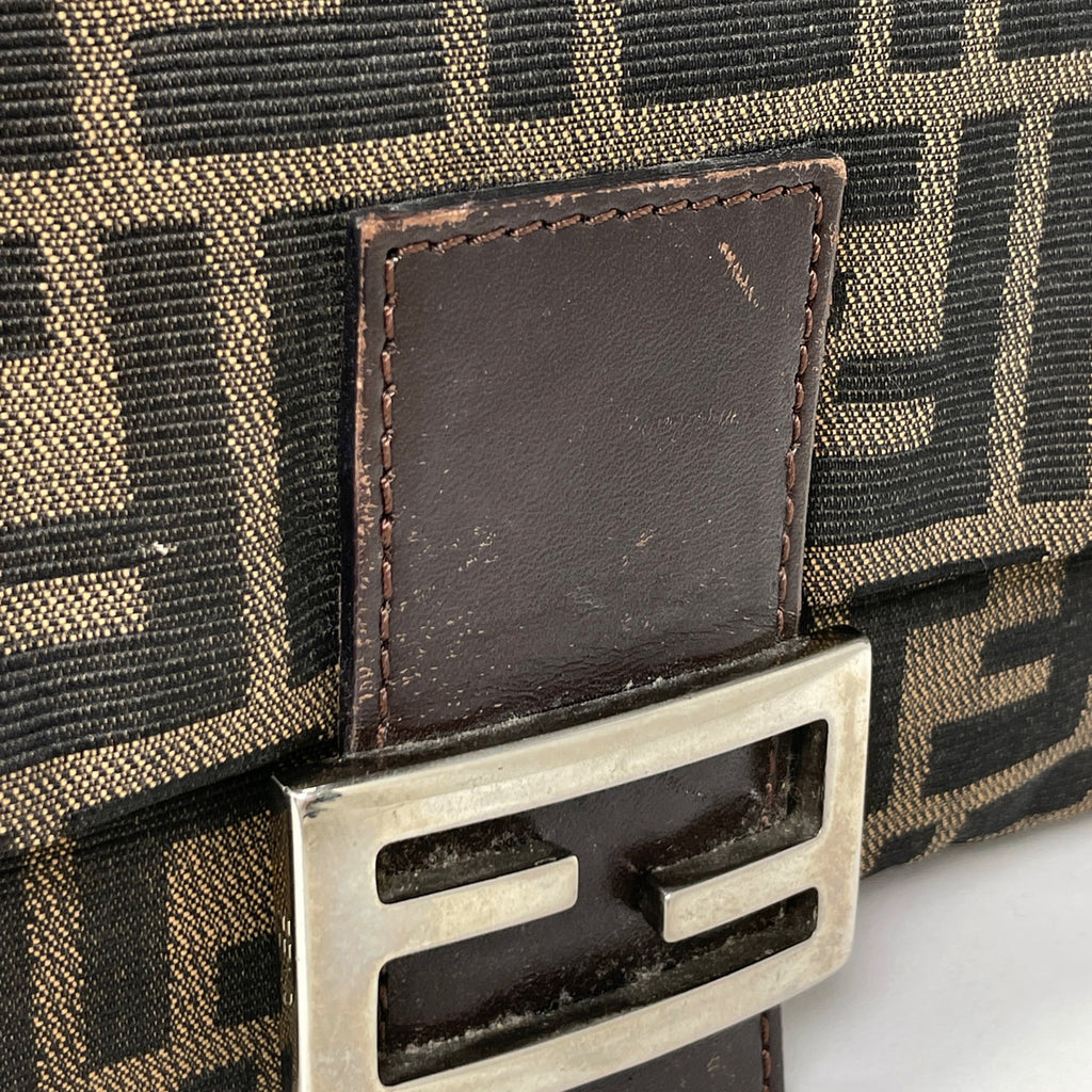 フェンディ ズッカ柄 ショルダーバッグ ハンドバッグ ワンショルダー マンマバゲット ショルダーバッグ キャンバス ブラウン 26325 レディース 【中古】brbag