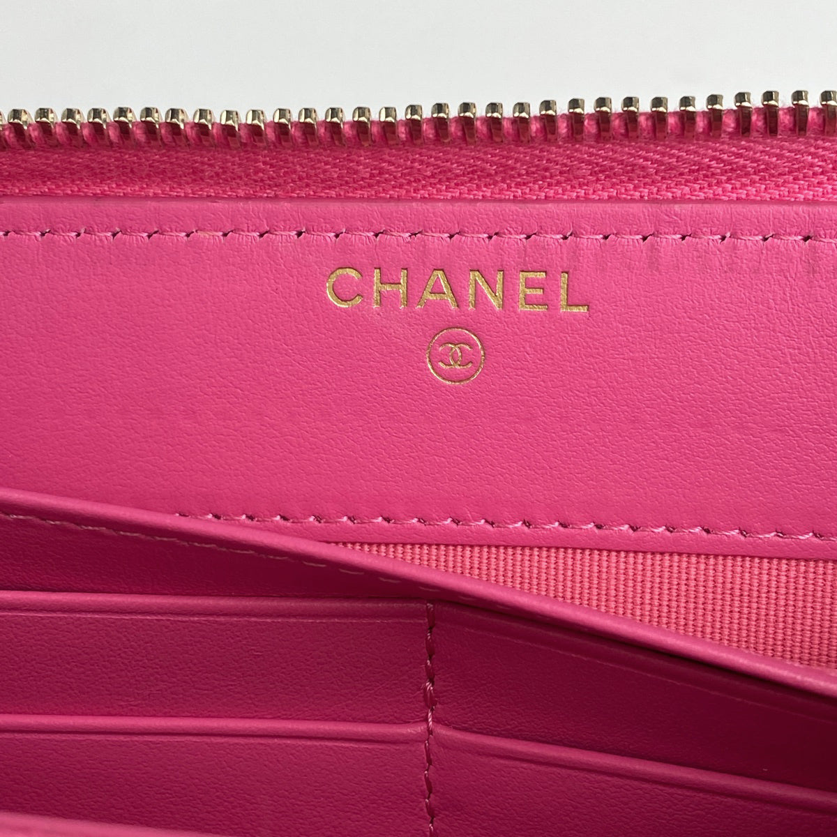 バイセル公式】シャネル カメリア ラウンドファスナー 長財布 ココ