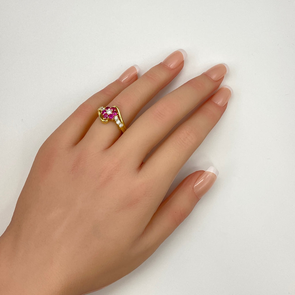 フラワーモチーフ デザインリング YG イエローゴールド 指輪 メレダイヤ 花 リング 13号 K18 ルビー ダイヤモンド レディース 【中古】nbjwl