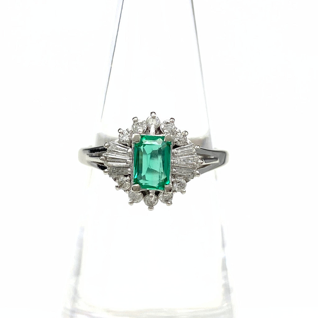 エメラルド デザインリング プラチナ 指輪 メレダイヤ リング 12号 Pt900 エメラルド ダイヤモンド レディース 【中古】nbjwl