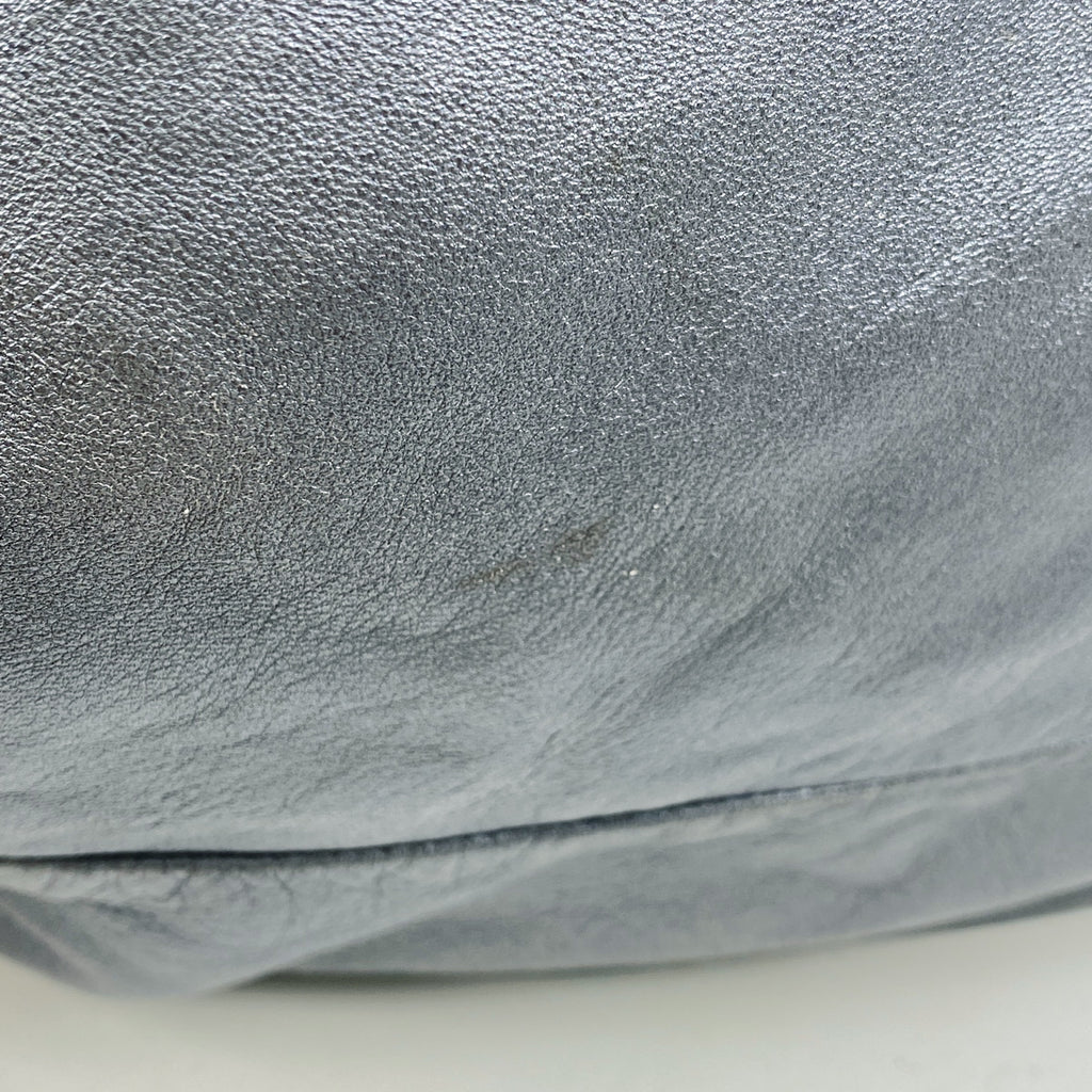 ロエベ ナッパアイレ アナグラム ハンドバッグ レザー シルバー レディース 【中古】brbag