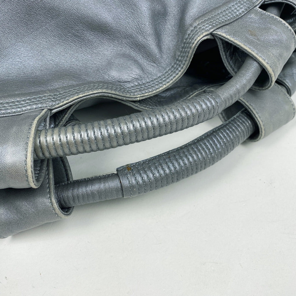 ロエベ ナッパアイレ アナグラム ハンドバッグ レザー シルバー レディース 【中古】brbag