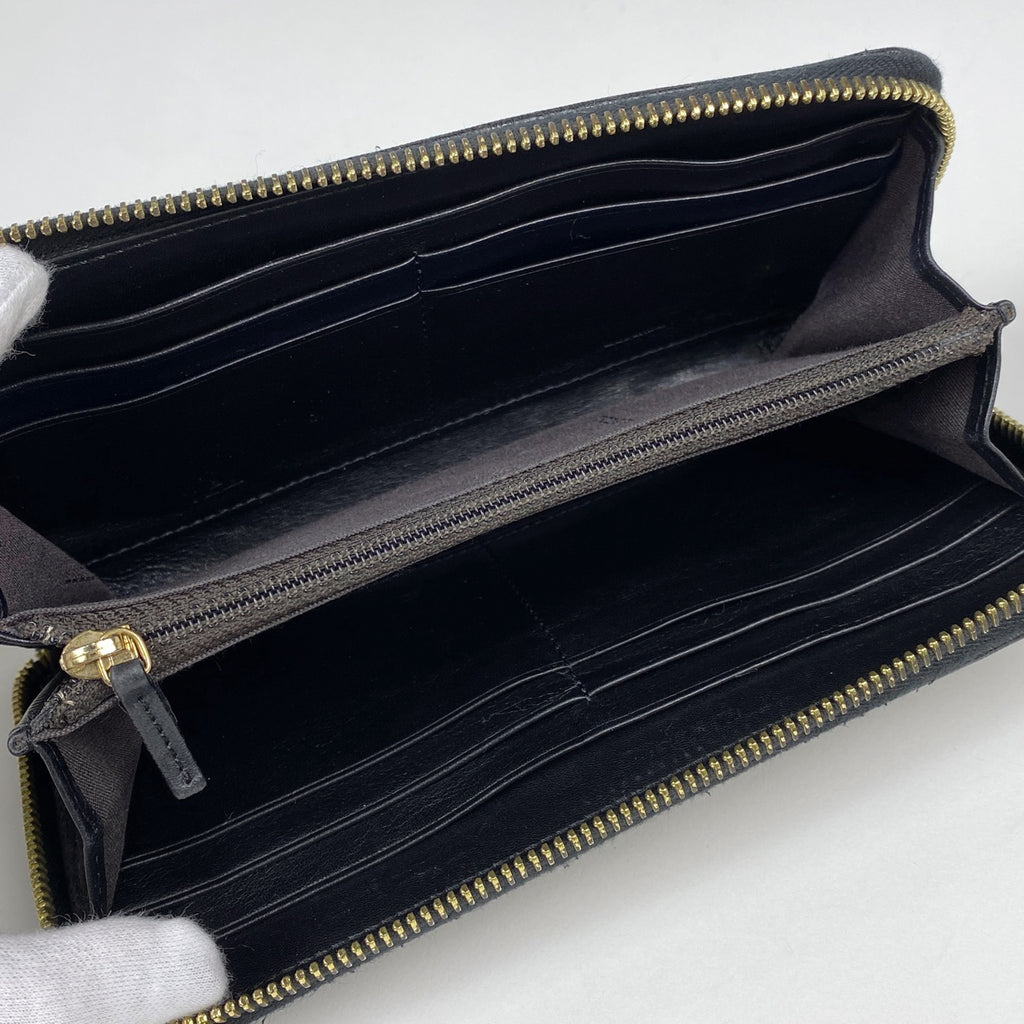 フェンディ ズッカ柄 長財布 ラウンドファスナー 長財布 キャンバス ブラウン 8M0024 レディース 【中古】brbag