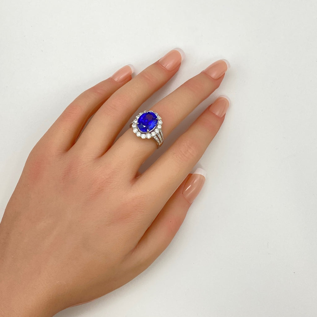 タンザナイト デザインリング プラチナ 指輪 メレダイヤ リング 12号 Pt900 タンザナイト ダイヤモンド レディース 【中古】nbjwl