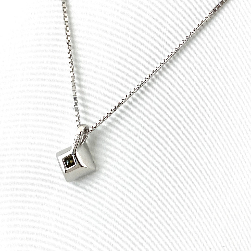 メレダイヤ デザインネックレス プラチナ ペンダント ネックレス Pt900 Pt850 ダイヤモンド レディース 【中古】nbjwl