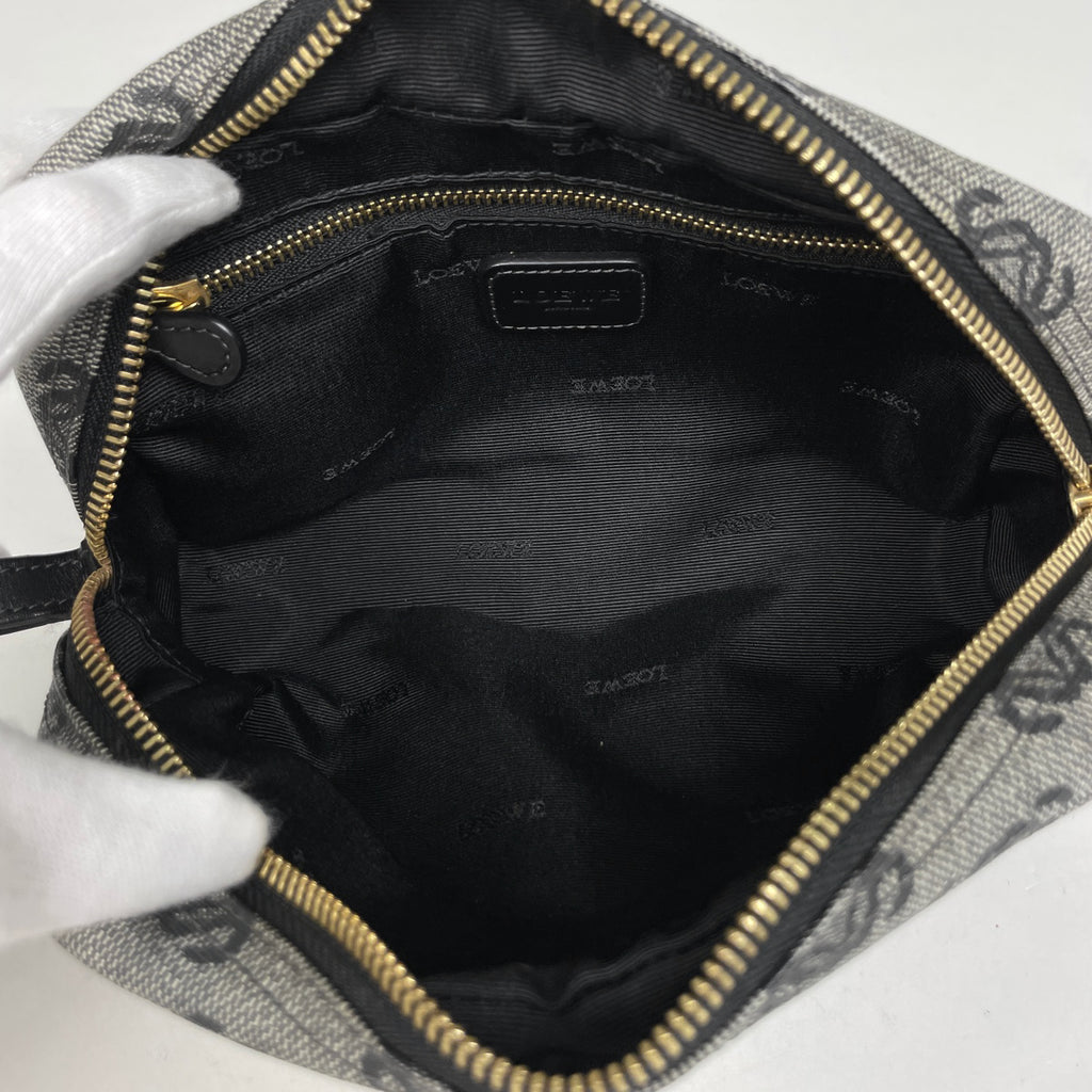 ロエベ アナグラム ポーチ メイク コスメ 小物入れ 化粧ポーチ コーティングキャンバス グレー ブラック レディース 【中古】brbag