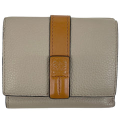 ロエベ アナグラム 三つ折り財布 Wホック 三つ折り財布 レザー ベージュ レディース 【中古】brbag