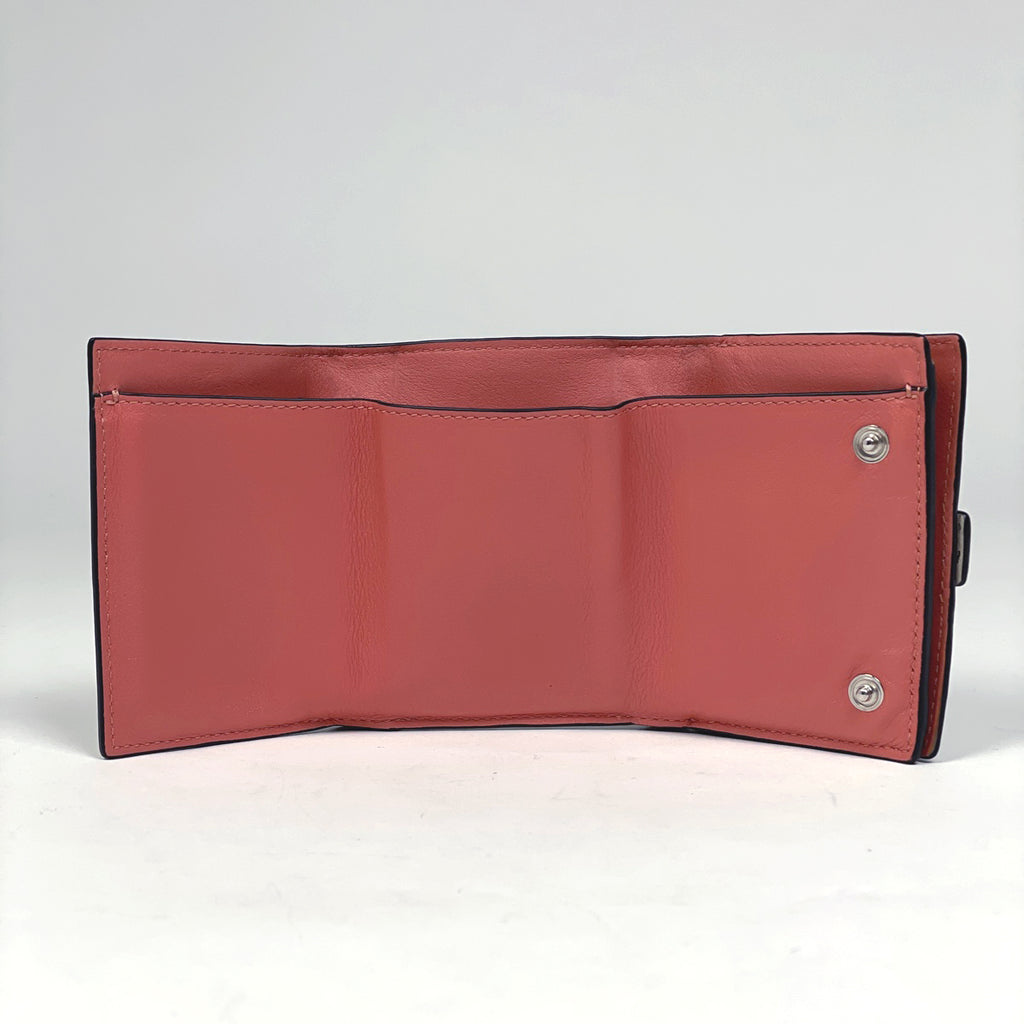 ロエベ アナグラム 三つ折り財布 Wホック 三つ折り財布 レザー ベージュ レディース 【中古】brbag