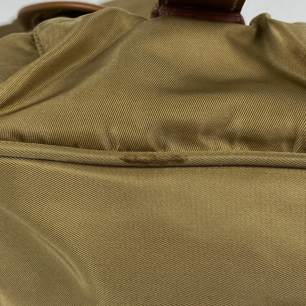 プラダ ロゴプレート ショルダーバッグ 斜め掛け ショルダーバッグ ナイロン ベージュ レディース 【中古】brbag