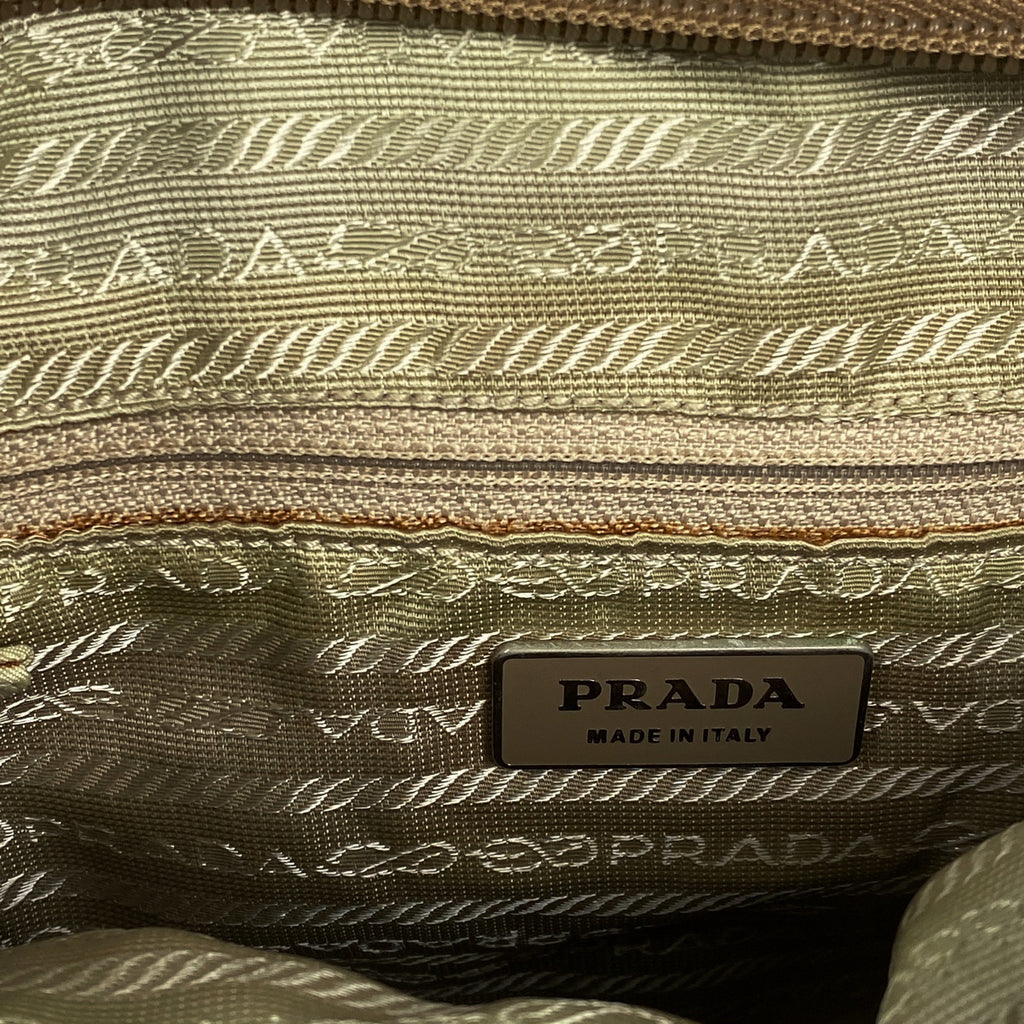 プラダ ロゴプレート ショルダーバッグ 斜め掛け ショルダーバッグ ナイロン ベージュ レディース 【中古】brbag