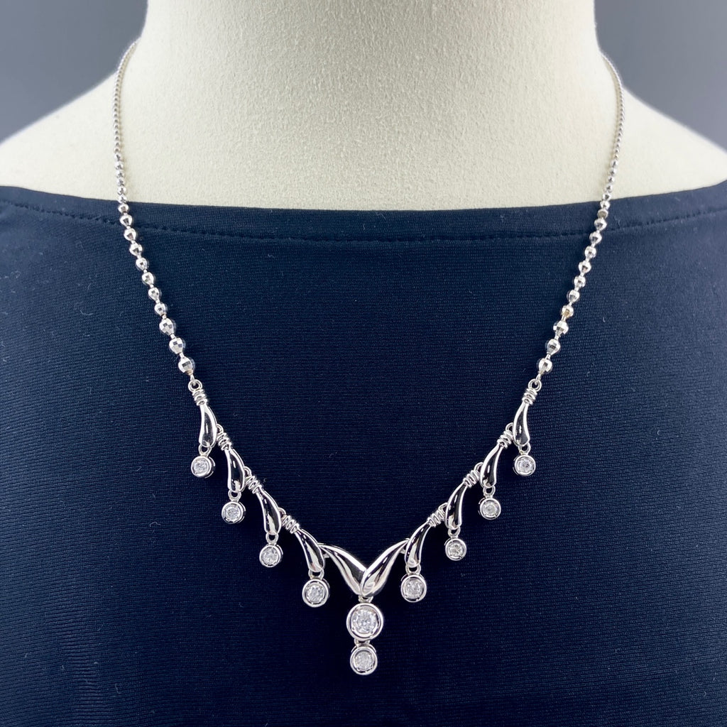 メレダイヤ デザインネックレス プラチナ ペンダント ネックレス Pt850 ダイヤモンド レディース 【中古】nbjwl