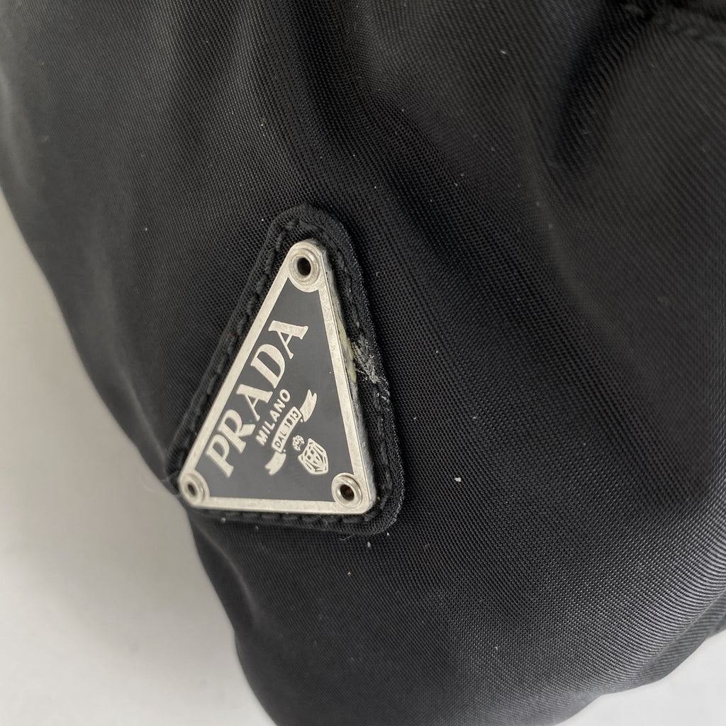 プラダ ロゴプレート ショルダーバッグ ワンショルダー 肩掛け ショルダーバッグ ナイロン ネロ(ブラック) B8171 レディース 【中古】brbag