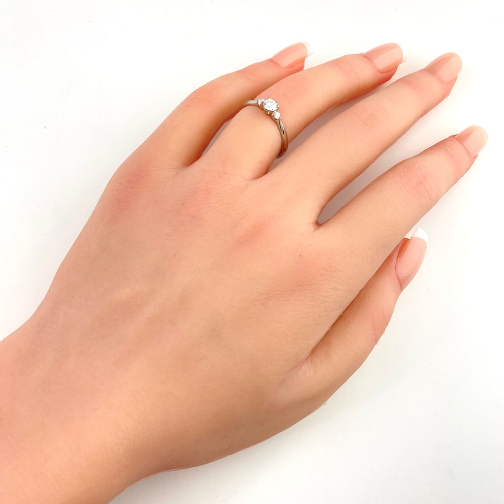 ヨンドシー ダイヤモンド デザインリング プラチナ 指輪 リング 9.5号 ダイヤモンド Pt995 レディース 【中古】brjwl