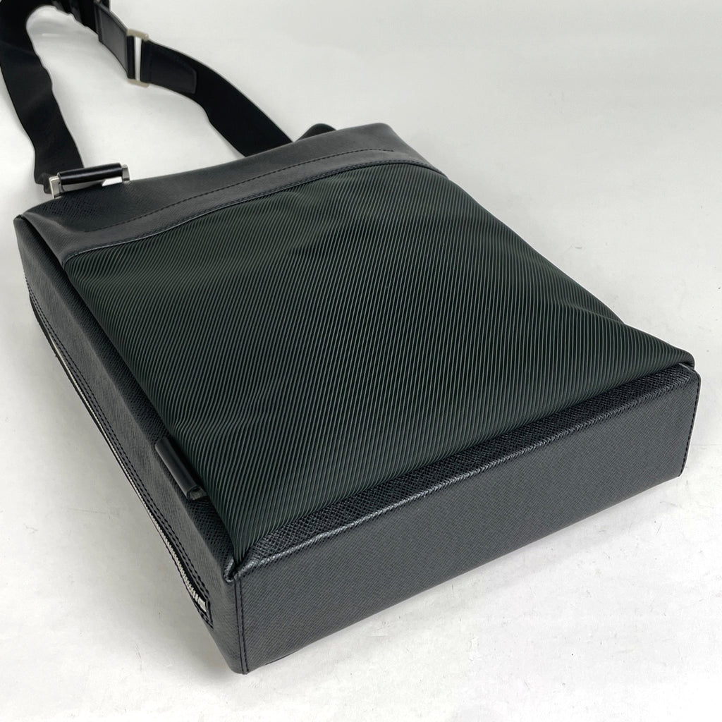 ルイ・ヴィトン ベルーカ 2WAY ショルダーバッグ タイガ アルドワーズ M30912 メンズ 【中古】brbag