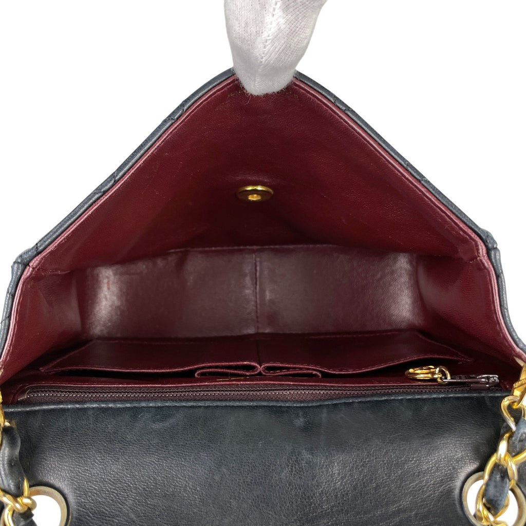 シャネル マトラッセ シングルフラップ チェーン ショルダーバッグ ココマーク ショルダーバッグ レザー ブラック レディース 【中古】brbag