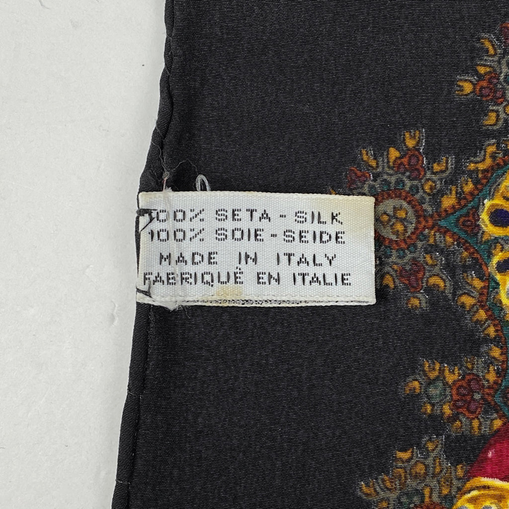 シャネル ロゴ スカーフ 大判 アクセサリー スカーフ シルク ブラック マルチカラー レディース 【中古】brbag