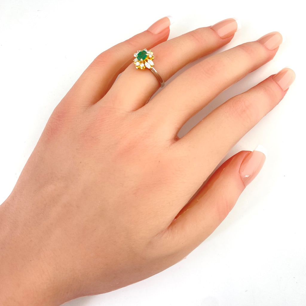 エメラルド デザインリング プラチナ YG イエローゴールド 指輪 メレダイヤ リング 9号 Pt900 エメラルド ダイヤモンド レディース 【中古】nbjwl