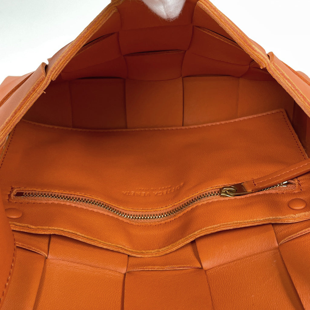 ボッテガヴェネタ カセット ショルダーバッグ マキシイントレチャート ショルダーバッグ レザー オレンジ レディース 【中古】brbag
