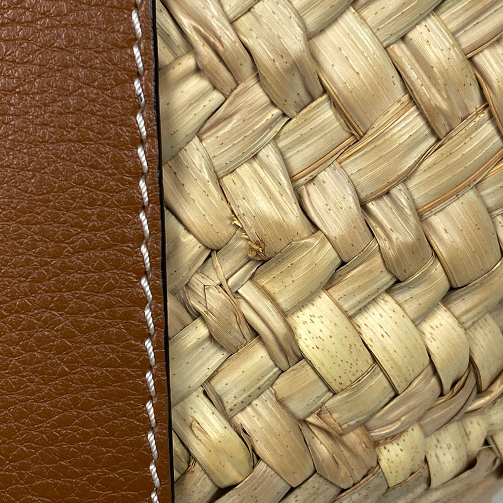 ロエベ バスケットバッグ スモール かごバッグ アナグラム ヤシの葉 トートバッグ ラフィア ナチュラル レディース 【中古】brbag