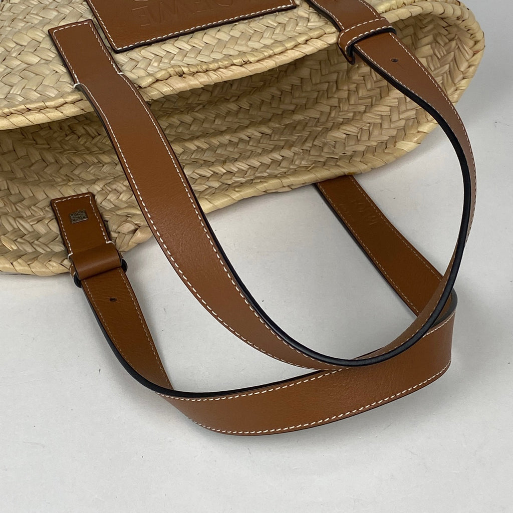 ロエベ バスケットバッグ スモール かごバッグ アナグラム ヤシの葉 トートバッグ ラフィア ナチュラル レディース 【中古】brbag