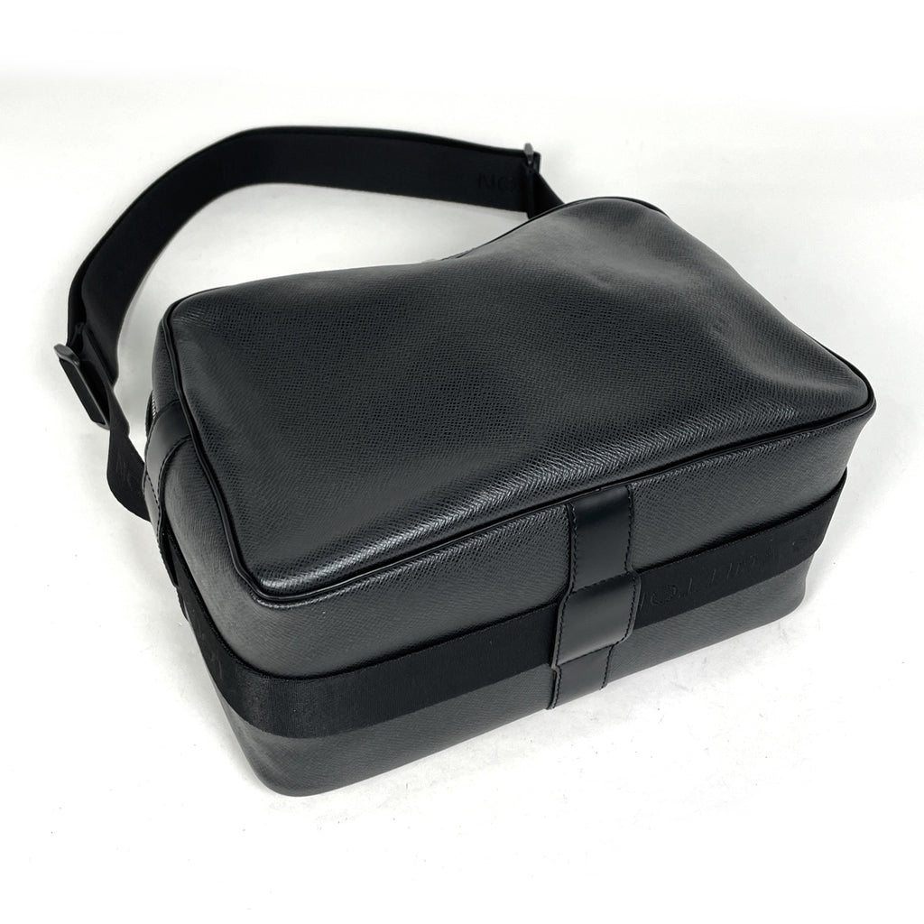 ルイ・ヴィトン リポーター 斜め掛け ショルダーバッグ タイガ アルドワーズ M30152 メンズ 【中古】brbag