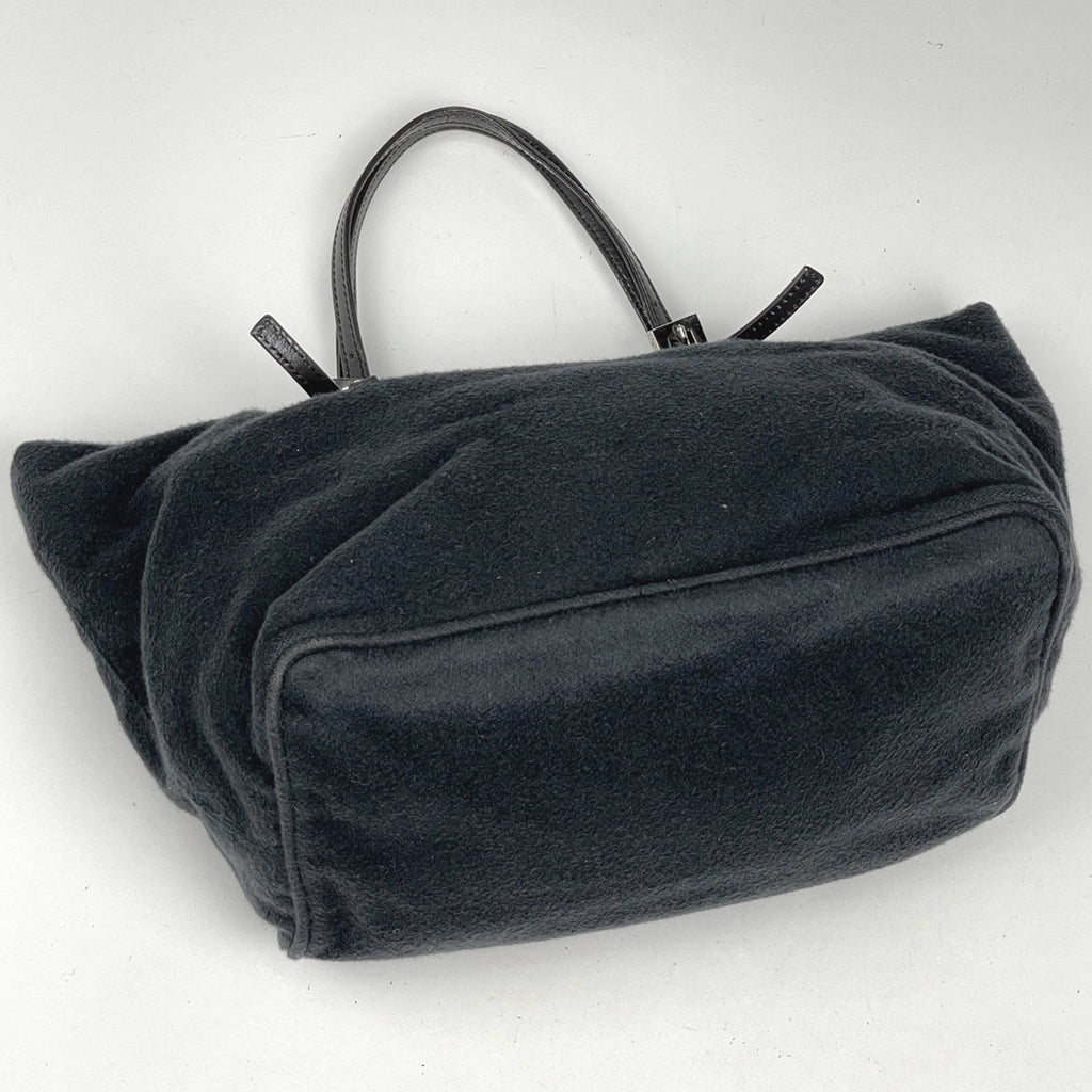 フェンディ ズッカロゴ ハンドバッグ トートバッグ ハンドバッグ ファブリック ブラック 26634 レディース 【中古】brbag