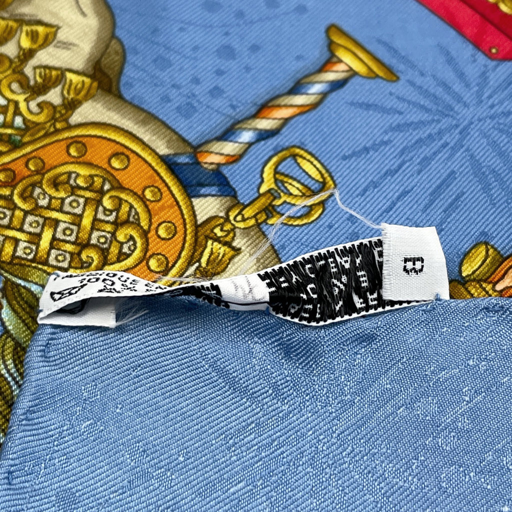エルメス カレ 90 LUNA PARK 遊園地 馬 回転木馬 メリーゴーランド スカーフ シルク ブルー マルチカラー レディース 【中古】brbag