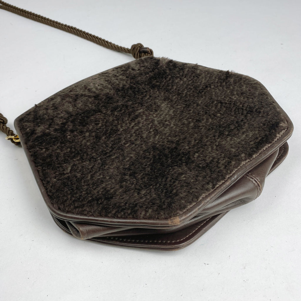 フェンディ ロゴ ショルダーバッグ 斜め掛け がま口 ショルダーバッグ ウール ブラウン レディース 【中古】brbag