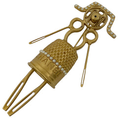 シャネル ドールモチーフ ブローチ ソーイング ブローチ GP フェイクパール ゴールド レディース 【中古】bracc