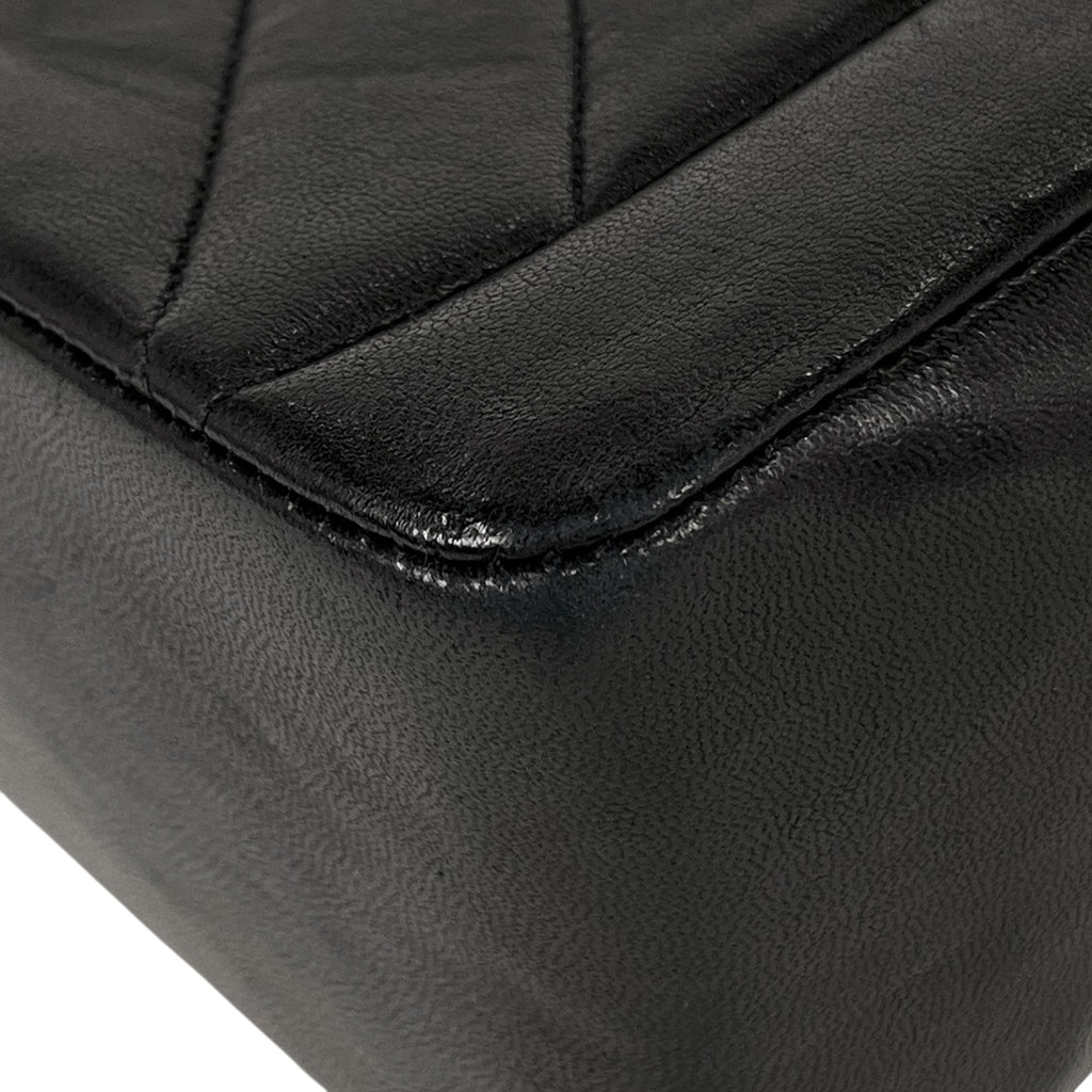 シャネル ココマーク ショルダーバッグ Vステッチ ショルダーバッグ レザー ブラック レディース 【中古】brbag