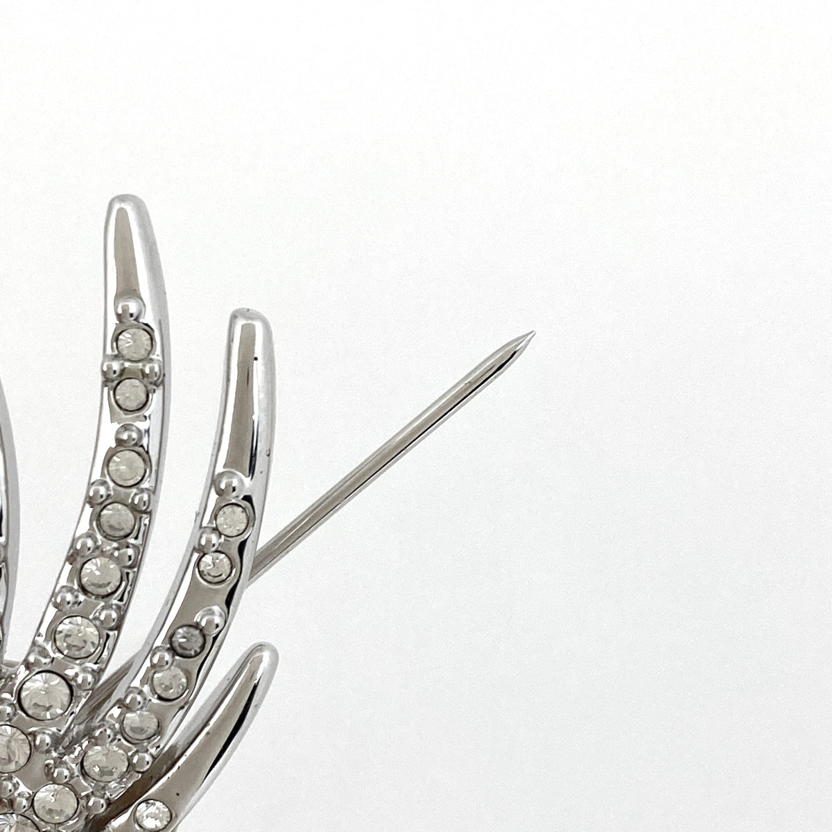 バイセル公式】【在庫一掃】 スワロフスキー クリスタル ブローチ