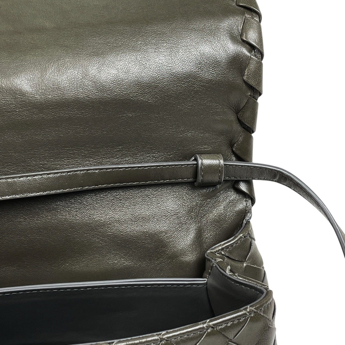 バイセル公式】ボッテガヴェネタ イントレチャート ショルダーバッグ