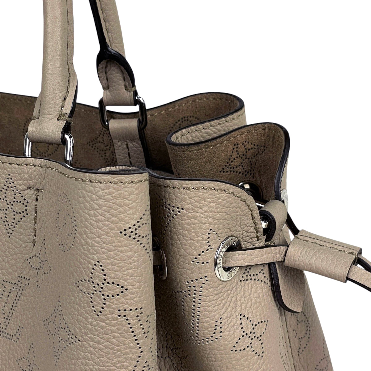 LOUIS VUITTON ルイ ヴィトン モノグラムマヒナ セーヴル ハンドバッグ