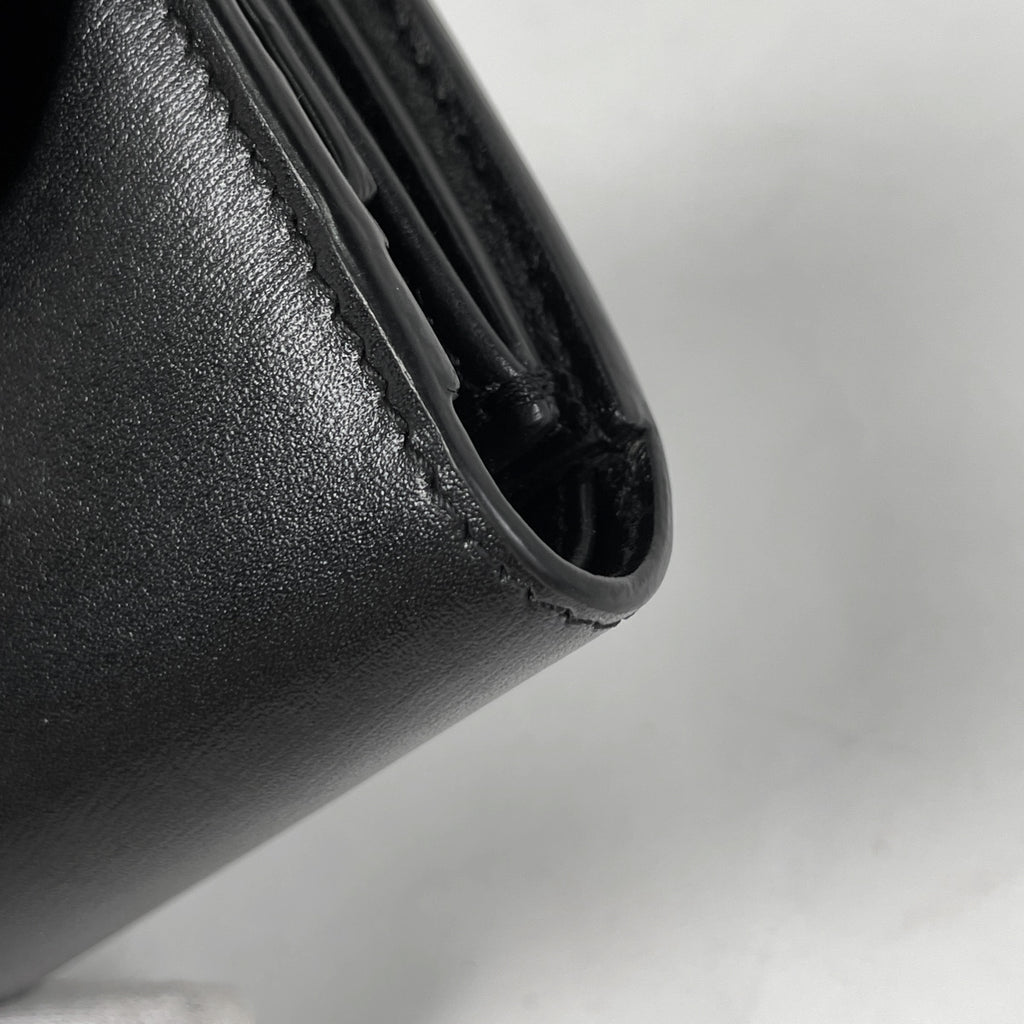 セリーヌ トリオンフ スモール フラップ ウォレット 三つ折り財布 レザー ブラック レディース 【中古】brbag