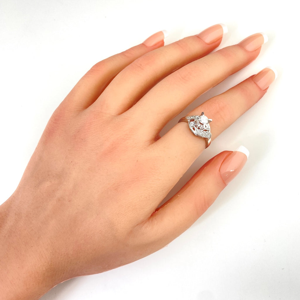 ダイヤモンド デザインリング プラチナ 指輪 メレダイヤ リング 10.5号 Pt900 ダイヤモンド レディース 【中古】nbjwl