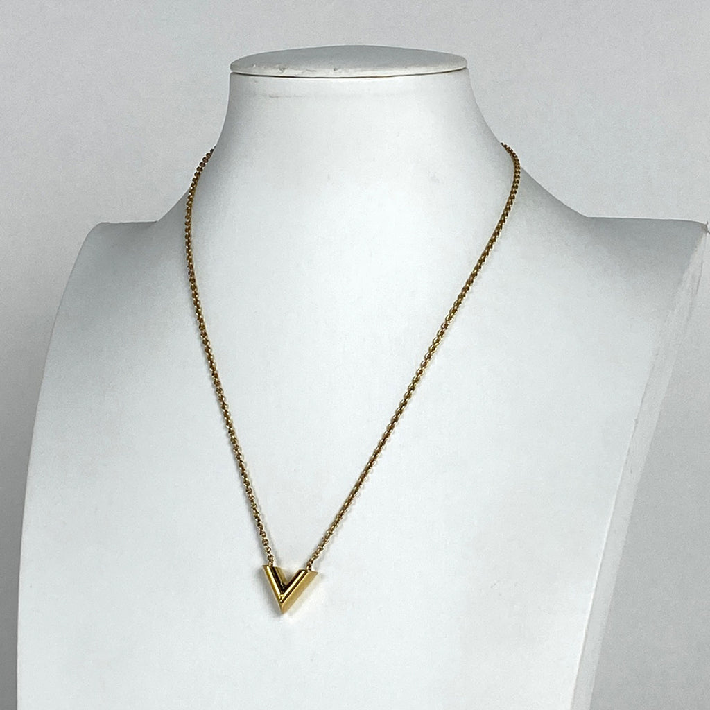 ルイ・ヴィトン エセンシャル V ネックレス ロゴ ネックレス GP ゴールド レディース 【中古】bracc