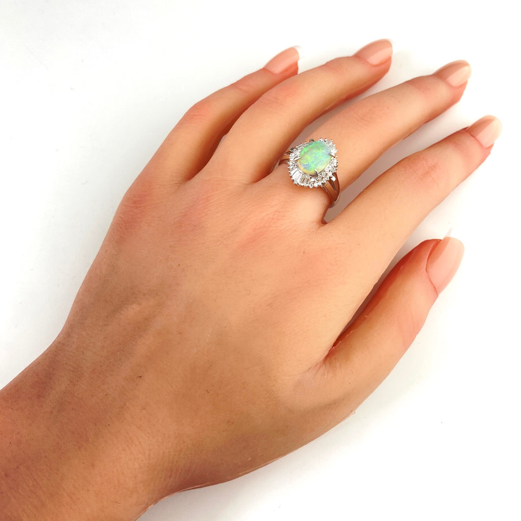 オパール デザインリング プラチナ 指輪 メレダイヤ リング 17号 Pt900 オパール ダイヤモンド レディース 【中古】nbjwl