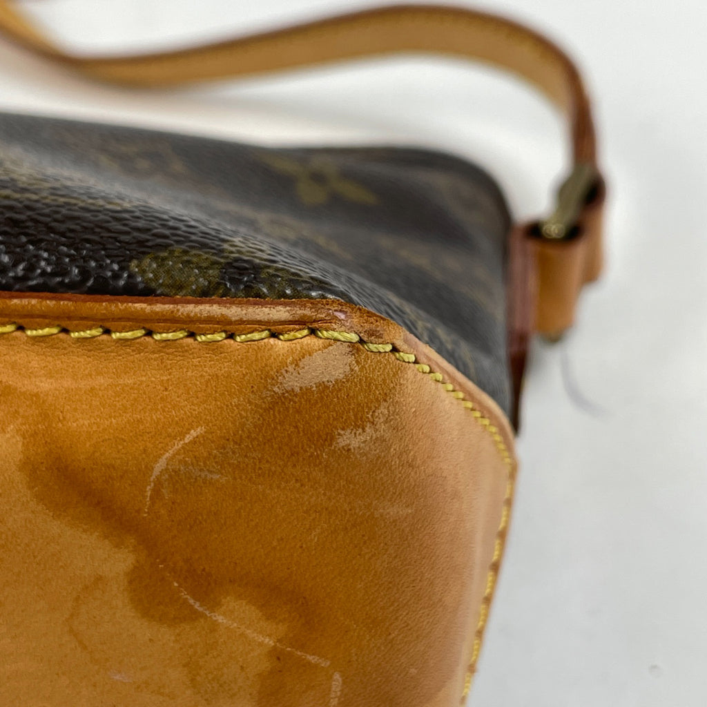 ルイ・ヴィトン トロター 斜め掛け ポシェット ショルダーバッグ モノグラム ブラウン M51240 レディース 【中古】brbag