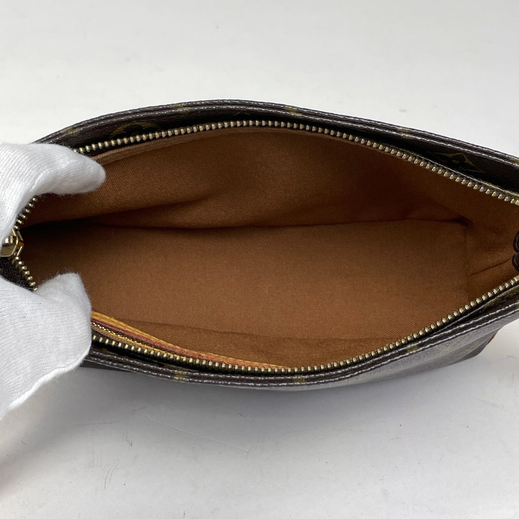 ルイ・ヴィトン トロター 斜め掛け ポシェット ショルダーバッグ モノグラム ブラウン M51240 レディース 【中古】brbag