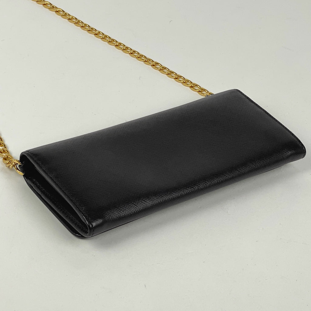 プラダ ロゴ チェーン ウォレット 長財布 チェーンウォレット レザー ネロ(ブラック) 1BP290 レディース 【中古】brbag