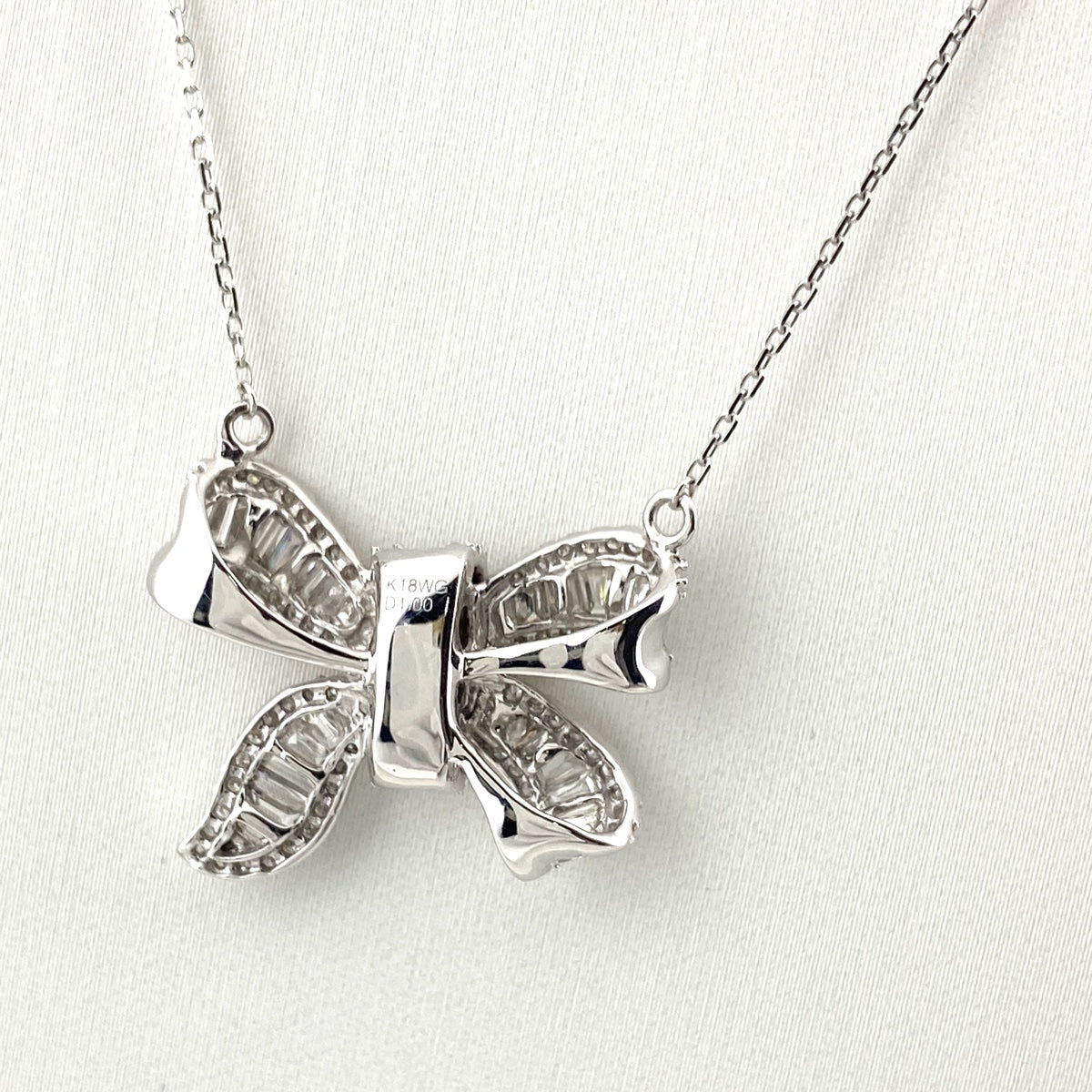 バイセル公式】リボンモチーフ デザインネックレス WG ホワイト