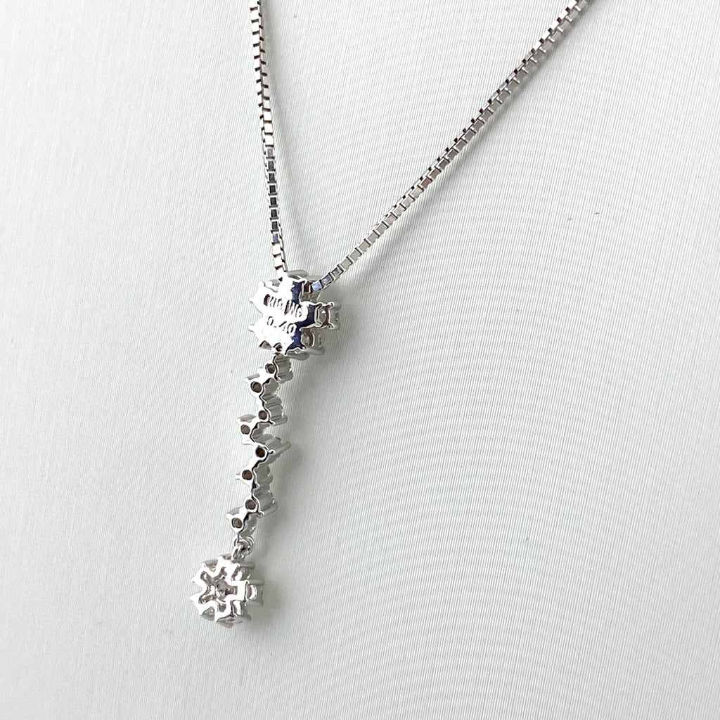 フラワーモチーフ デザインネックレス WG ホワイトゴールド ペンダント 花 ネックレス K18 WG ダイヤモンド レディース 【中古】nbjwl