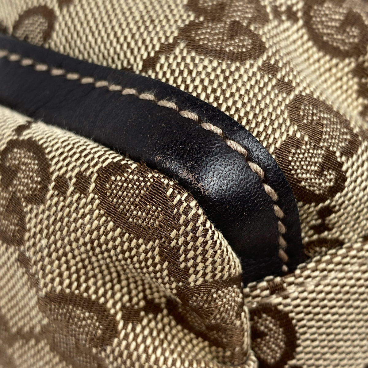 バイセル公式】グッチ GG柄 ショルダーバッグ アビー ワン