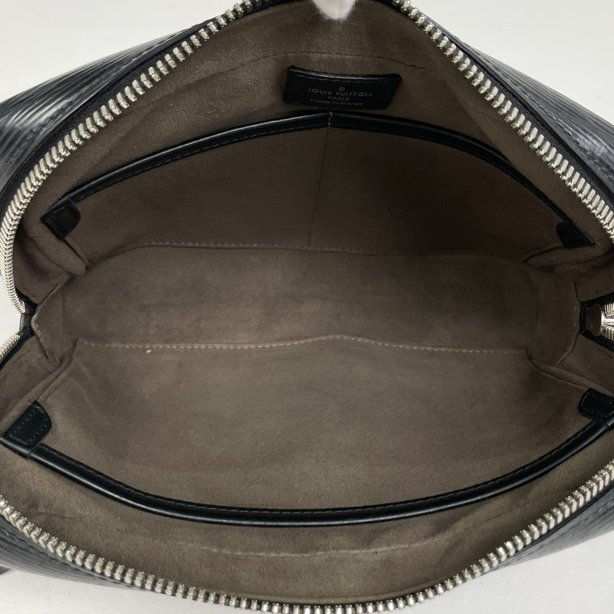 ルイ・ヴィトン ネオ オッシュ クラッチバッグ セカンドバッグ エピ