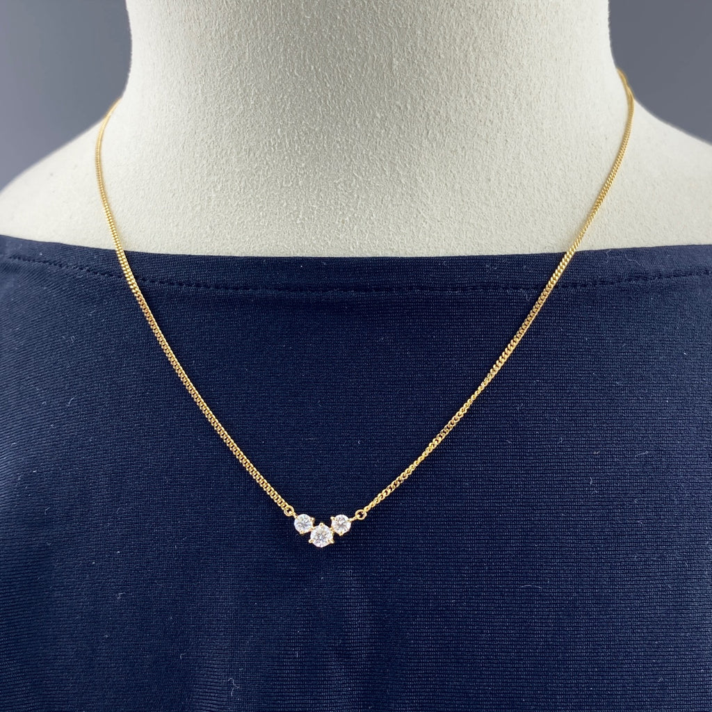 K18 YG ダイヤモンド ペンダント レディース 中古 nbjwl