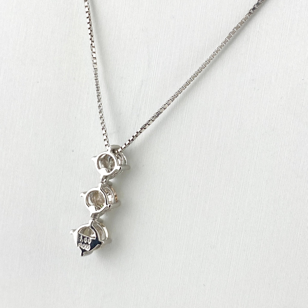 メレダイヤ デザインネックレス プラチナ ペンダント ネックレス Pt900 Pt850 ダイヤモンド レディース 【中古】nbjwl