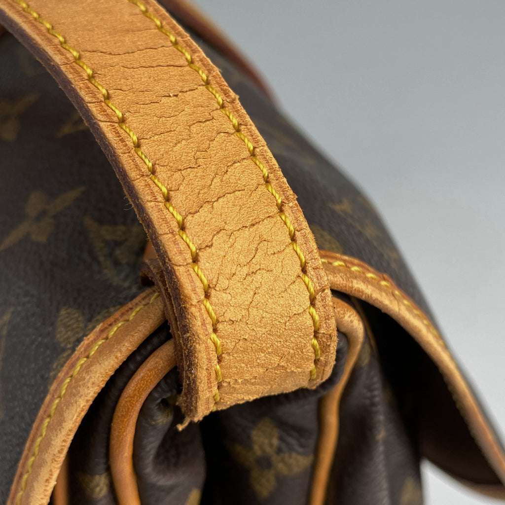 ルイ・ヴィトン ソミュール 30 斜め掛け ショルダーバッグ モノグラム ブラウン M42256 レディース 【中古】brbag