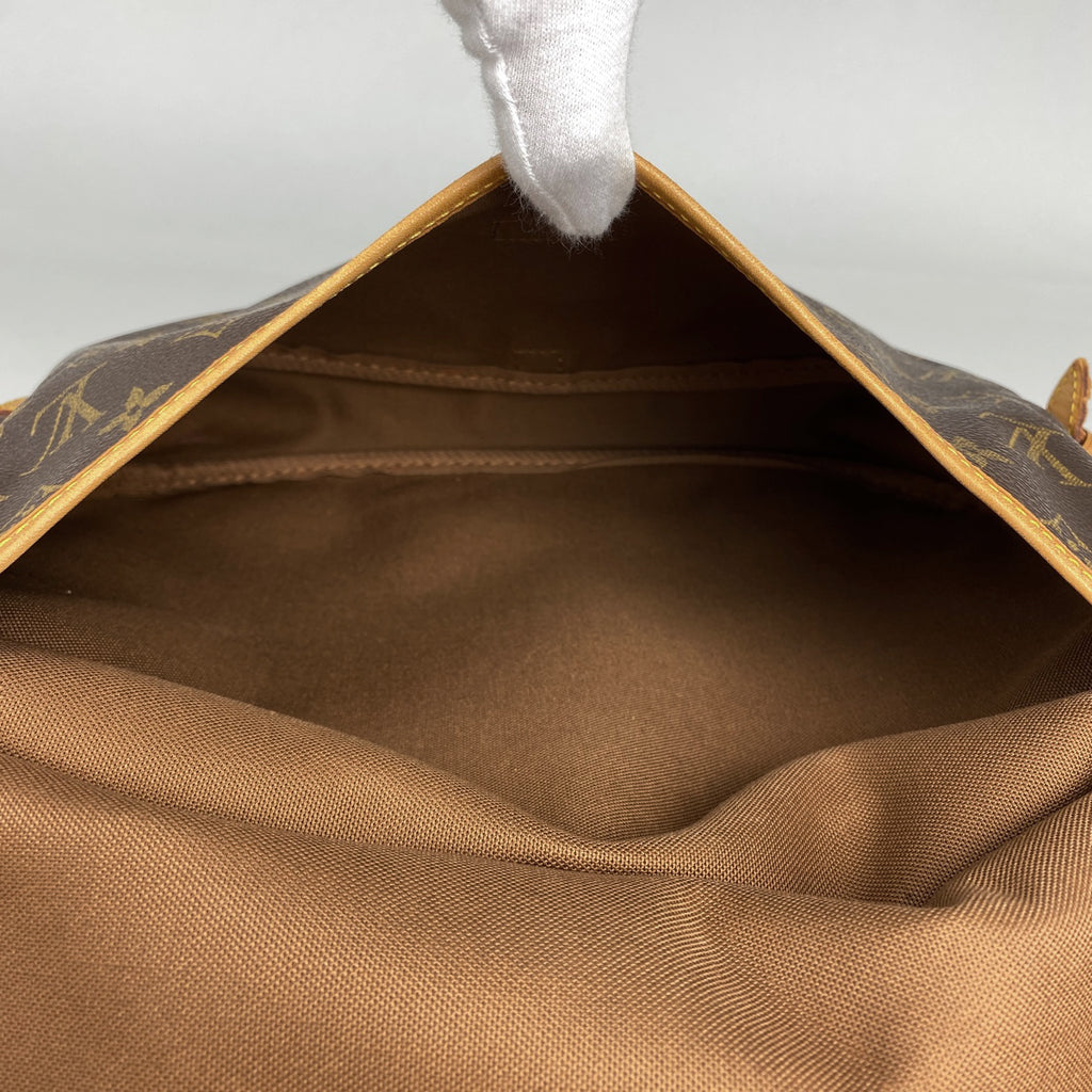 ルイ・ヴィトン ソミュール 30 斜め掛け ショルダーバッグ モノグラム ブラウン M42256 レディース 【中古】brbag